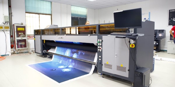 廣告海報設(shè)計